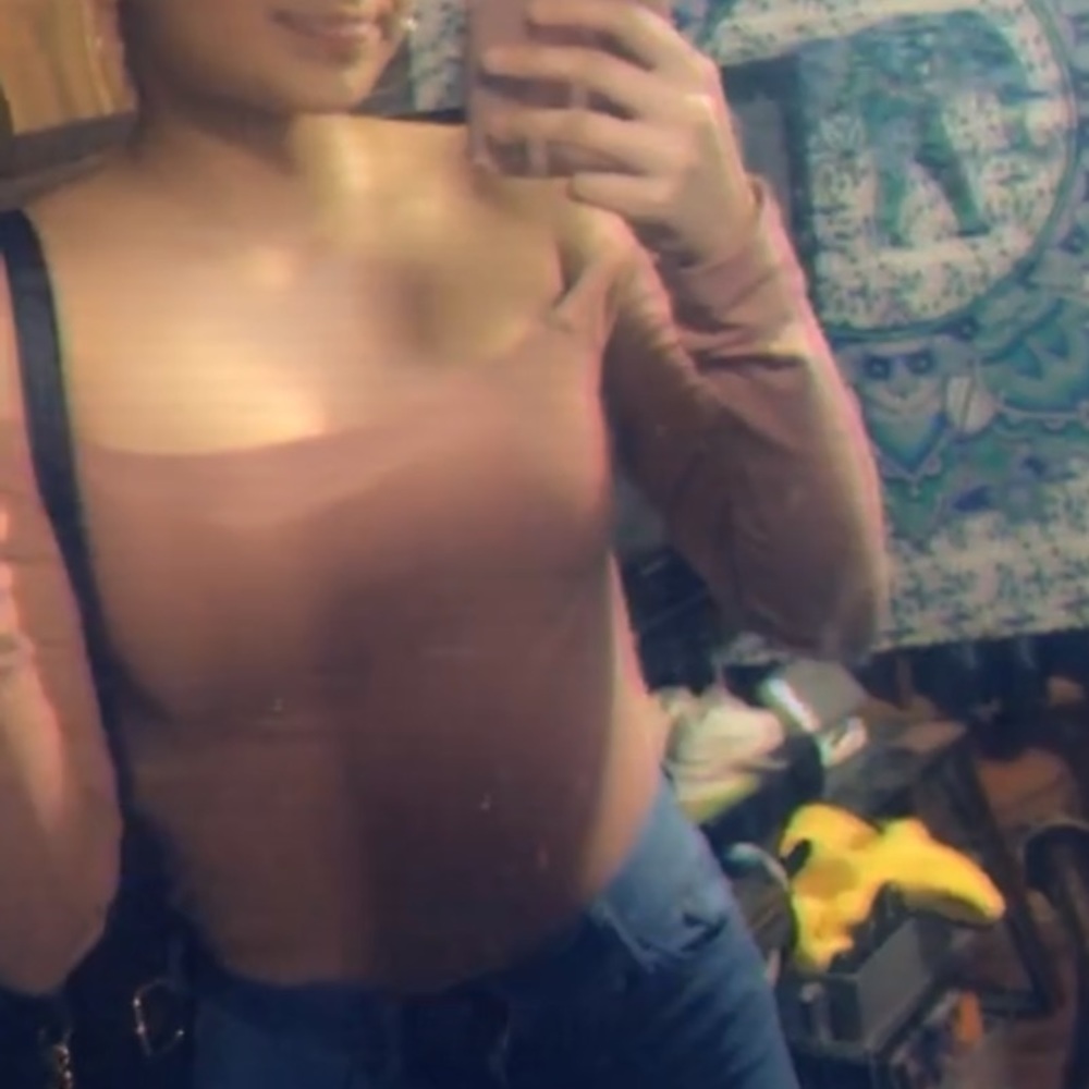 Off the shoulder Forever 21 crop top